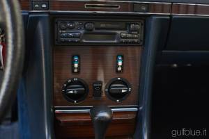 Image 43/48 of Mercedes-Benz 500 SL (1983)