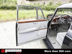 Image 14/15 de Mercedes-Benz 300 d (1960)