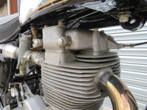 Image 17/45 of BSA DB 32 Gold Star (1959)