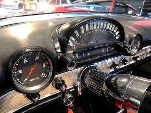 Image 14/16 of Ford Thunderbird (1955)