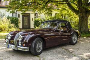 Image 9/9 of Jaguar XK 140 DHC (1956)