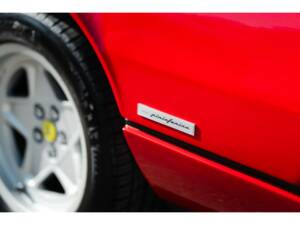 Image 11/39 of Ferrari 208 GTB Turbo (1987)