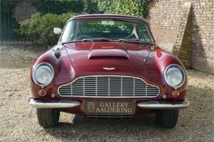 Bild 28/50 von Aston Martin DB 6 Vantage (1966)