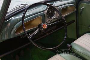 Immagine 5/19 di Morris Minor 1000 Traveller (1968)