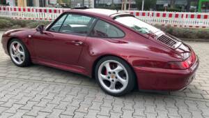 Imagen 3/13 de Porsche 911 Carrera 4S (1998)
