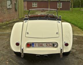 Image 13/50 of Bentley R-Type (1953)