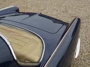 Bild 14/50 von Maserati 3500 GTI Touring (1962)