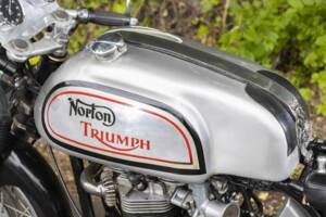Image 17/33 of Norton Dominator Slimline TT (1969)