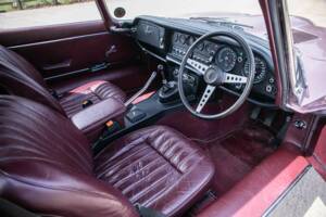 Bild 2/32 von Jaguar E-Type V12 (2+2) (1973)