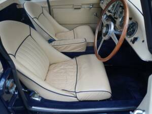 Image 9/17 of MG MGA 1600 (1959)