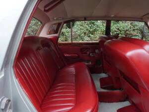 Image 15/20 of Bentley T 1 (1974)