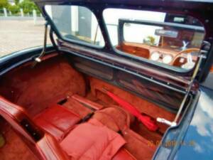 Image 10/15 of Triumph 2000 Roadster (1949)