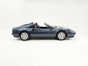 Image 6/15 de Ferrari 328 GTS (1988)