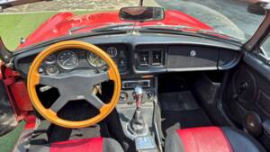 Immagine 26/41 di MG MGB (1979)