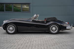 Image 6/50 of Jaguar XK 140 DHC (1956)