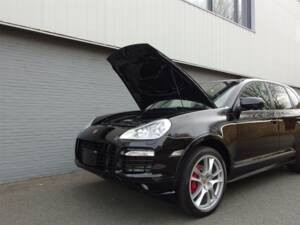 Immagine 76/99 di Porsche Cayenne GTS (2008)