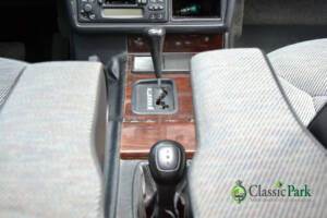Immagine 24/49 di Mercedes-Benz 230 GE (SWB) (1993)