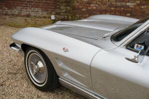 Image 34/50 of Chevrolet Corvette Sting Ray (1963)