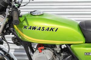 Image 32/37 of Kawasaki KH 250 (1977)