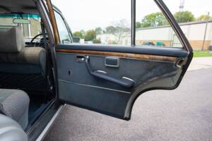 Immagine 17/34 di Mercedes-Benz 300 SEL 3.5 (1972)