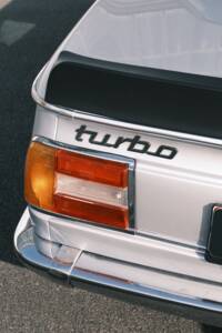 Image 9/27 of BMW 2002 turbo (1974)