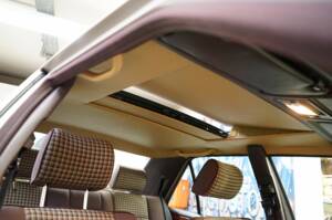 Bild 21/33 von Mercedes-Benz 230 E (1990)