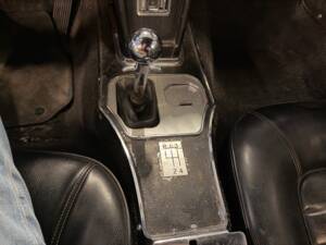 Bild 15/21 von Chevrolet Corvette Sting Ray (1966)