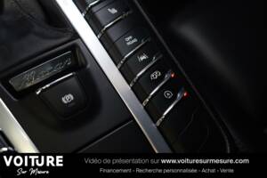 Image 18/29 de Porsche Macan Turbo (2017)