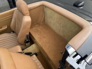 Image 14/50 de Mercedes-Benz 560 SL (1986)