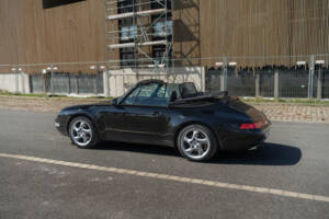 Immagine 23/134 di Porsche 911 Carrera (1995)