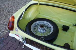 Image 26/50 de MG MGB (1977)