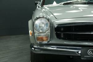 Bild 34/50 von Mercedes-Benz 250 SE (1968)
