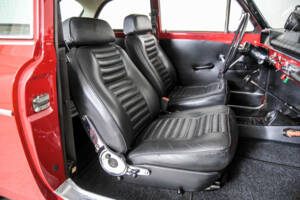 Image 33/50 of Volvo P 121 (1965)