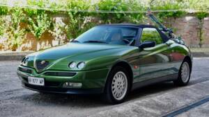 Bild 14/43 von Alfa Romeo Spider 2.0 Twin Spark 16V (1995)