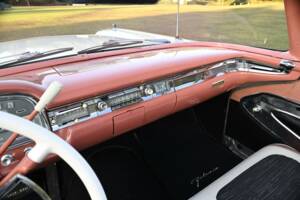 Bild 49/50 von Ford Fairlane 500 Skyliner (1959)