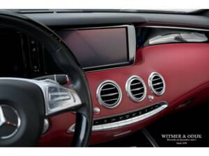 Image 12/36 of Mercedes-Benz S 500 4MATIC (2015)