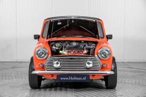Image 17/50 of Mini Estate (1980)