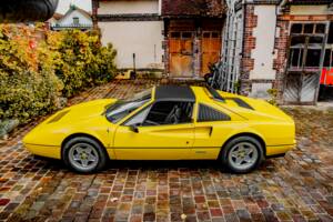 Bild 52/55 von Ferrari 328 GTS (1986)