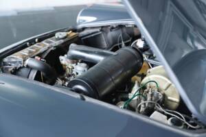 Image 38/50 of Lancia Flavia 1800 (1965)