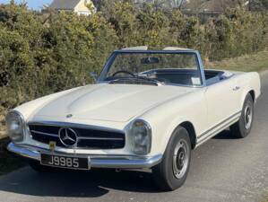 Image 3/13 de Mercedes-Benz 280 SL (1970)