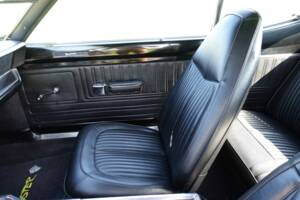 Image 51/57 of Plymouth Duster (1970)