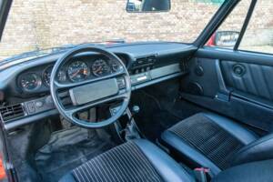 Bild 3/50 von Porsche 911 Carrera 3.2 (1988)