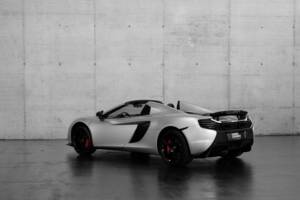 Bild 9/50 von McLaren 650S Spider (2016)