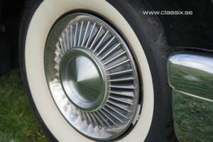Image 18/24 of Lincoln Continental Mark II (1956)