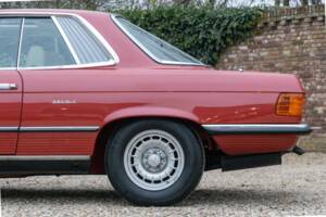 Bild 24/50 von Mercedes-Benz 280 SLC (1975)