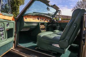 Image 21/50 de Rolls-Royce Corniche I (1974)