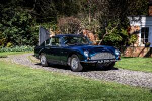 Bild 8/30 von Aston Martin DB 6 Vantage (1966)