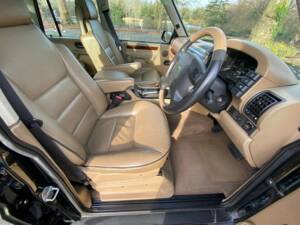 Imagen 21/50 de Land Rover Discovery 4.0 HSE (1998)