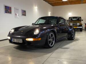 Image 1/74 of Porsche 911 Carrera S (1997)