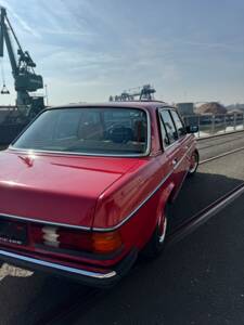 Image 57/65 of Mercedes-Benz 200 D (1982)